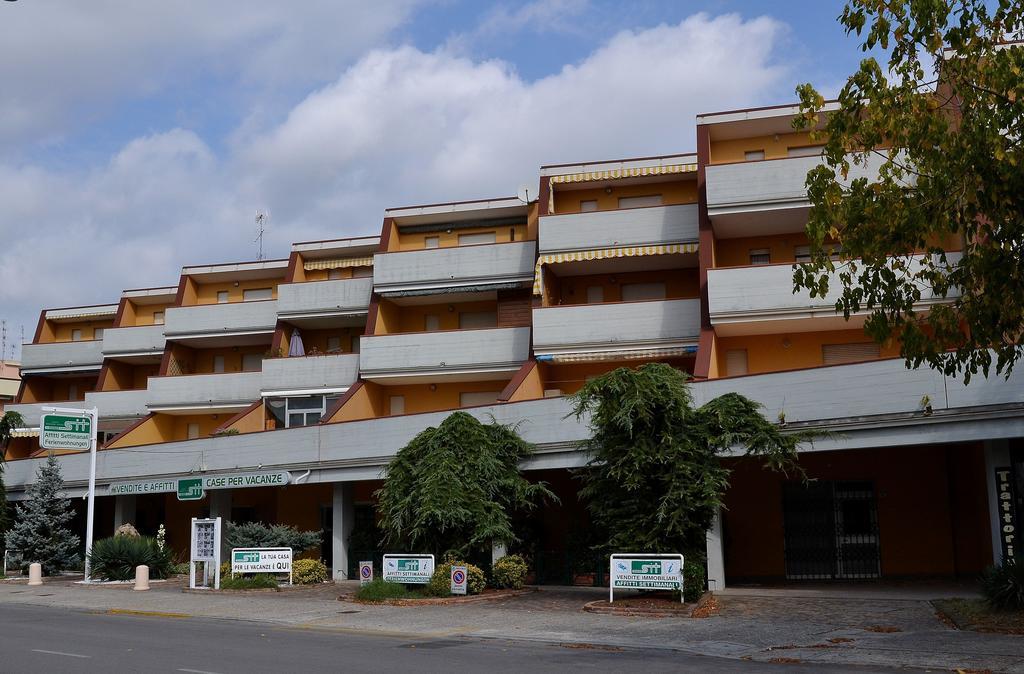 Appartamento Con Terrazza Lido delle Nazioni Zimmer foto